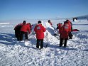 Building a Quinzie hut